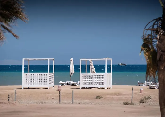 Daire Chilled & Serene 1bdr Mangroovy Pool & Sea View Hurgada
