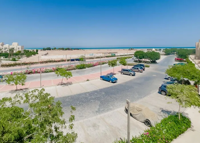 Chilled & Serene 1bdr Mangroovy Pool & Sea View Daire Hurgada